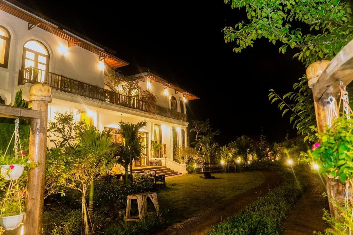 Nha Duoi Hotel Son Tay Buitenkant foto