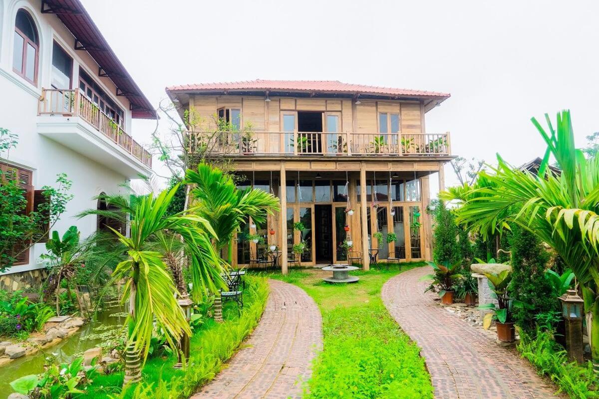 Nha Duoi Hotel Son Tay Buitenkant foto