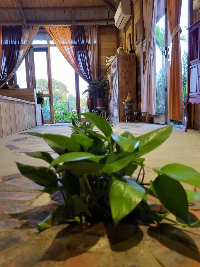 Nha Duoi Hotel Son Tay Buitenkant foto